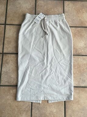 NWT Zara Casual Drawstring Midi Skirt in Light Beige